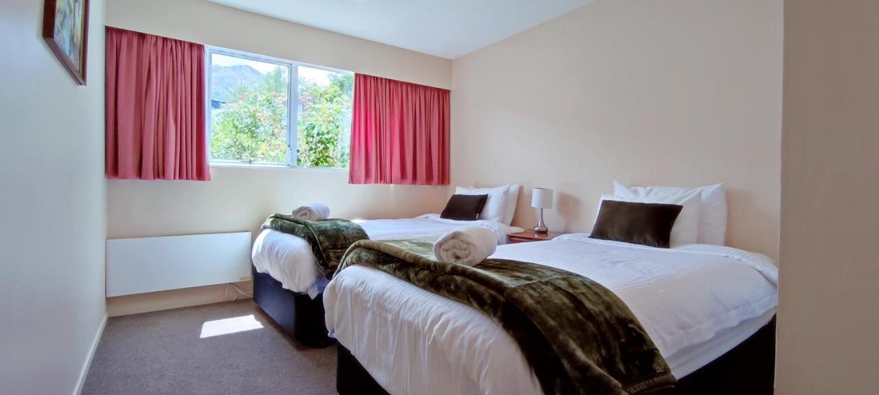 Spacious Home With Awesome Lake Views Queenstown Zewnętrze zdjęcie