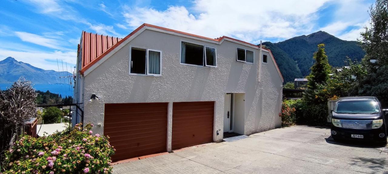 Spacious Home With Awesome Lake Views Queenstown Zewnętrze zdjęcie