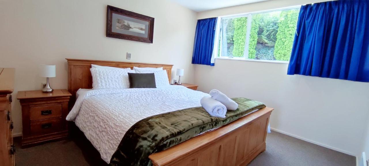 Spacious Home With Awesome Lake Views Queenstown Zewnętrze zdjęcie